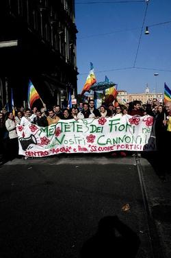 MANIFESTAZIONE per la PACE. Fotografie di Giulio Azzarello ©2014. MANIFESTAZIONE per la PACE. Fotografie di Giulio Azzarello ©2014.