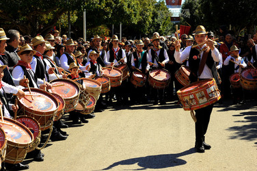 Tamburai siciliani di Agrigento. Fotografie di Giulio Azzarello &copy;2017.