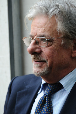 GIANCARLO GIANNINI ritratti. Fotografie di Giulio Azzarello ©2014. GIANCARLO GIANNINI ritratti. Fotografie di Giulio Azzarello ©2014.