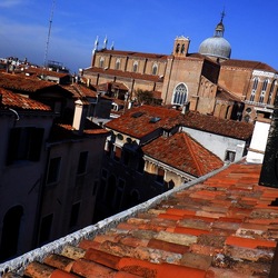 VENEZIA fotografie di Giulio Azzarello &copy;2022.