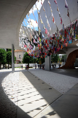 MUSEO MAXXI contemporaneo a Roma panoramiche e particolari. Fotografie di Giulio Azzarello ©2014. MUSEO MAXXI contemporaneo a Roma panoramiche e particolari. Fotografie di Giulio Azzarello ©2014.