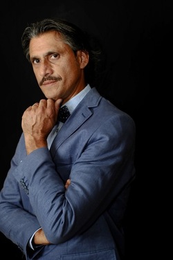 ROBERTO BONURA attore italiano siciliano. Fotografie di Giulio Azzarello ©2018. ROBERTO BONURA attore italiano siciliano. Fotografie di Giulio Azzarello ©2018.