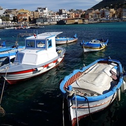 BARCHE. Fotografie di Giulio Azzarello ©2022.