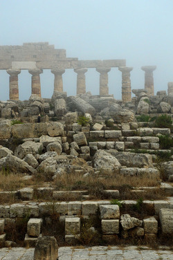 SELINUNTE il sito e parco archeologico. Fotografie di Giulio Azzarello &copy;2014.