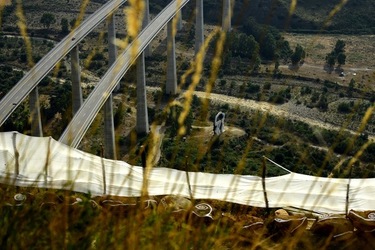 FIUMARA D ARTE fotografie di Giulio Azzarello ©2019. FIUMARA D ARTE fotografie di Giulio Azzarello ©2019.