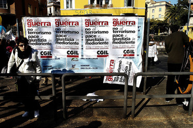 MANIFESTAZIONE per la PACE. Fotografie di Giulio Azzarello ©2014. MANIFESTAZIONE per la PACE. Fotografie di Giulio Azzarello ©2014.