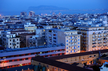 PALERMO metropoli. Fotografie di Giulio Azzarello ©2016. PALERMO metropoli. Fotografie di Giulio Azzarello ©2016.
