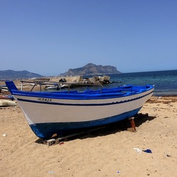 BARCHE. Fotografie di Giulio Azzarello &copy;2022.