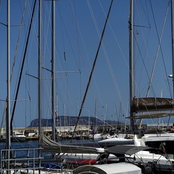 PALERMO. Fotografie di Giulio Azzarello &copy;2024.