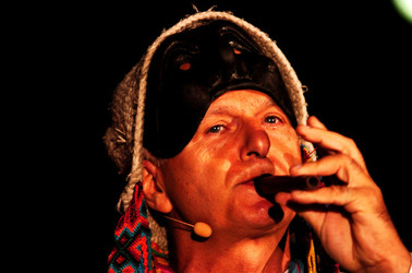 BRUNO LEONE e il suo Pulcinella spettacolo. Fotografie di Giulio Azzarello ©2014. BRUNO LEONE e il suo Pulcinella spettacolo. Fotografie di Giulio Azzarello ©2014.