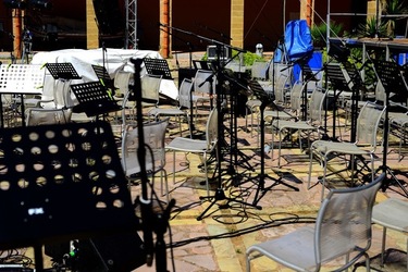 BACKSTAGE fotografie di Giulio Azzarello ©2020.