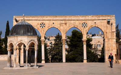 LA CITTA SANTA DI GERUSALEMME fotografie di Giulio Azzarello ©2104. LA CITTA SANTA DI GERUSALEMME fotografie di Giulio Azzarello ©2104.