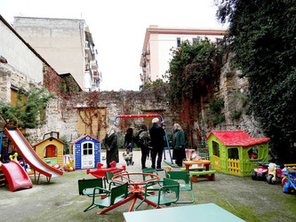 MISSIONE un documentario di P.Scimeca. Fotografie di Giulio Azzarello ©2015 2016. MISSIONE un documentario di P.Scimeca. Fotografie di Giulio Azzarello ©2015 2016.