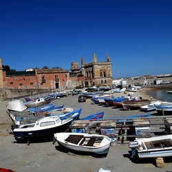 BARCHE. Fotografie di Giulio Azzarello &copy;2022.