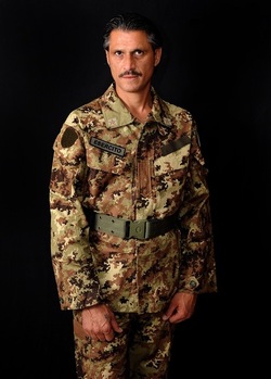 ROBERTO BONURA attore italiano siciliano. Fotografie di Giulio Azzarello ©2018. ROBERTO BONURA attore italiano siciliano. Fotografie di Giulio Azzarello ©2018.