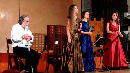 CARLO MAGNO spettacolo epico di e con Mimmo Cuticchio. Fotografie di Giulio Azzarello &copy;2014.