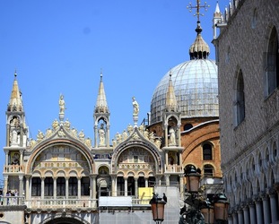 VENEZIA fotografie di Giulio Azzarello &copy;2019.