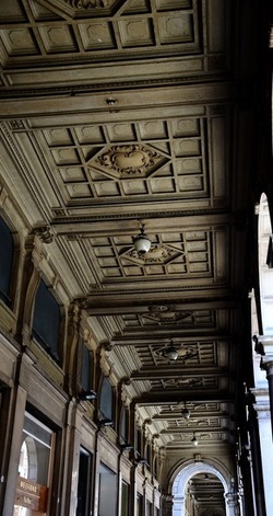 BOLOGNA centro storico. Fotografie di Giulio Azzarello &copy;2018.