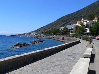 ISOLA DI SALINA arcipelago delle Eolie in Sicilia. Fotografie di Giulio Azzarello ©2014. ISOLA DI SALINA arcipelago delle Eolie in Sicilia. Fotografie di Giulio Azzarello ©2014.