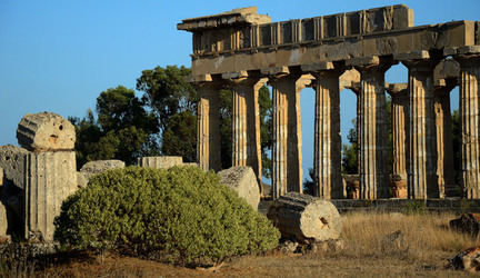 SELINUNTE il sito e parco archeologico. Fotografie di Giulio Azzarello &copy;2014.