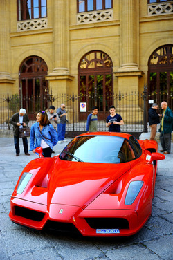 FERRARI in mostra. Fotografie di Giulio Azzarello ©2016.