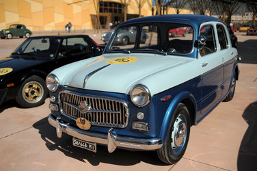 AUTO CLASSICHE ovvero la loro modernit&agrave; in mostra con tanti modelli del passato. Fotografie di Giulio Azzarello &copy;2014.