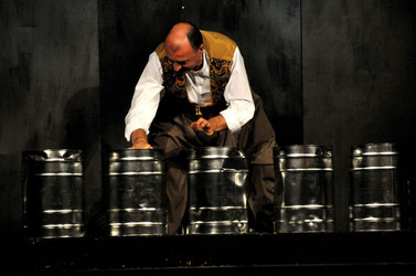 MARCO RENZI e il suo teatro. Fotografie di Giulio Azzarello ©2014.