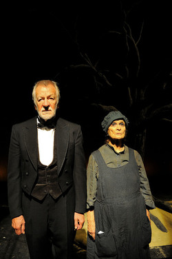 TEATRO stabile BIONDO di Palermo. Primo spettacolo stagione 2015 2106. Foto di Giulio Azzarello &copy;.