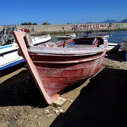 BARCHE. Fotografie di Giulio Azzarello &copy;2022.