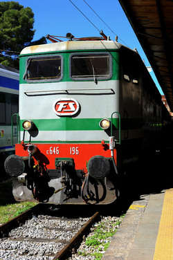 Il treno storico delle ferrovie italiane. Fotografie di Giulio Azzarello &copy;2017.