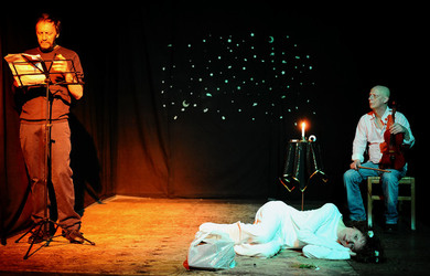 CLOCHARD uno spettacolo di e con Ludovico Caldarera. Fotografie di Giulio Azzarello &copy;2017.