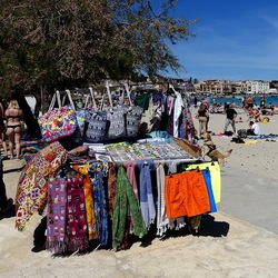 MONDELLO. Fotografie di Giulio Azzarello &copy;2024.