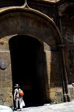 CENTRO STORICO di PALERMO fotografie di Giulio Azzarello &copy;2019.