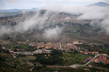CIMINNA in Sicilia. Fotografie di Giulio Azzarello ©2014. CIMINNA in Sicilia. Fotografie di Giulio Azzarello ©2014.