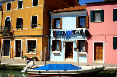 BURANO laguna di Venezia. Fotografie di Giulio Azzarello &copy;2016.