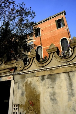 VENEZIA fotografie di Giulio Azzarello ©2020. VENEZIA fotografie di Giulio Azzarello ©2020.