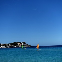 MONDELLO. Fotografie di Giulio Azzarello ©2024.