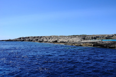 ISOLA DI FAVIGNANA in Sicilia. Visioni panoramiche o particolari. Fotografie di Giulio Azzarello ©2014. ISOLA DI FAVIGNANA in Sicilia. Visioni panoramiche o particolari. Fotografie di Giulio Azzarello ©2014.