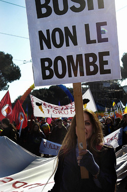 MANIFESTAZIONE per la PACE. Fotografie di Giulio Azzarello ©2014. MANIFESTAZIONE per la PACE. Fotografie di Giulio Azzarello ©2014.