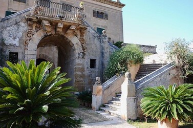 LE VILLE di Bagheria in Sicilia. Fotografie di Giulio Azzarello &copy;2014.