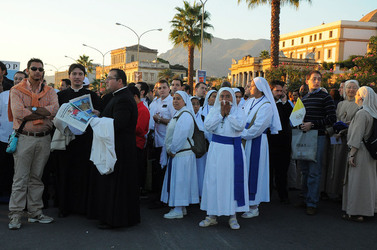 IL PAPA A PALERMO Papa Bendetto XVI. Fotografie di Giulio Azzarello ©2010 14.
