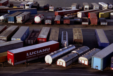 IL PORTO DI GENOVA panoramiche e particolari. Fotografie di Giulio Azzarello &copy;2014.