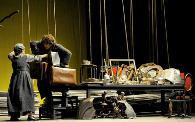 TEATRO stabile BIONDO di Palermo. Primo spettacolo stagione 2015 2106. Foto di Giulio Azzarello &copy;.