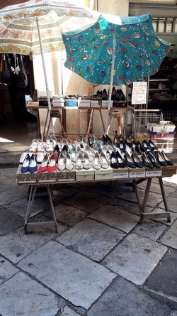 IL MERCATO DI BALLAR&ograve; a Palermo. Fotografie di Giulio Azzarello &copy;2018.