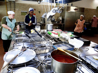 MISSIONE un documentario di P.Scimeca. Fotografie di Giulio Azzarello ©2015 2016. MISSIONE un documentario di P.Scimeca. Fotografie di Giulio Azzarello ©2015 2016.