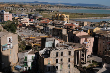 PORTO EMPEDOCLE in Sicilia. Fotografie di Giulio Azzarello &copy;2014.