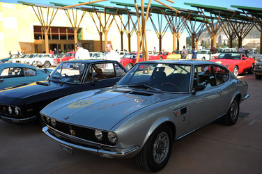AUTO CLASSICHE ovvero la loro modernit&agrave; in mostra con tanti modelli del passato. Fotografie di Giulio Azzarello &copy;2014.