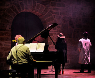 JAZZ spettacolo di Moschella Mulè. Fotografie di Giulio Azzarello ©2016. JAZZ spettacolo di Moschella Mulè. Fotografie di Giulio Azzarello ©2016.