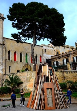 LA VAMPA DI SAN GIUSEPPE a Palermo. Fotografie di Giulio Azzarello ©2018. LA VAMPA DI SAN GIUSEPPE a Palermo. Fotografie di Giulio Azzarello ©2018.
