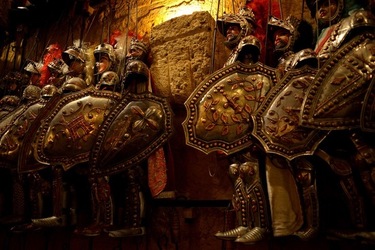 OPERA dei PUPI di Mimmo e Giacomo Cuticchio. Fotografie di Giulio Azzarello ©2020. OPERA dei PUPI di Mimmo e Giacomo Cuticchio. Fotografie di Giulio Azzarello ©2020.